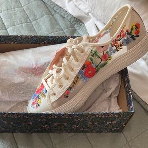EXCELLENT CONDITION Keds x Rifle Paper Co Triple Kick
